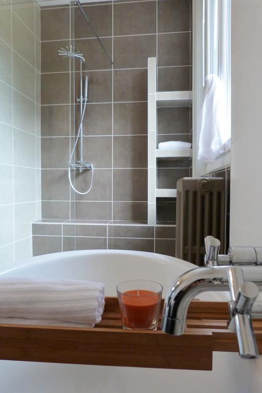 La Maison De Roussille Bed & Breakfast Francheville  ห้อง รูปภาพ