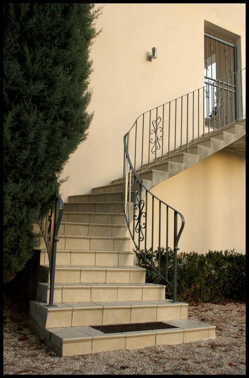 La Maison De Roussille Bed & Breakfast Francheville  ภายนอก รูปภาพ